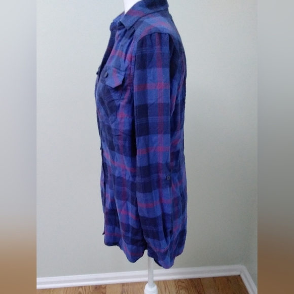 Duluth Trading Co Plaid Flannel Button Long Shirt - Picture 3 of 5